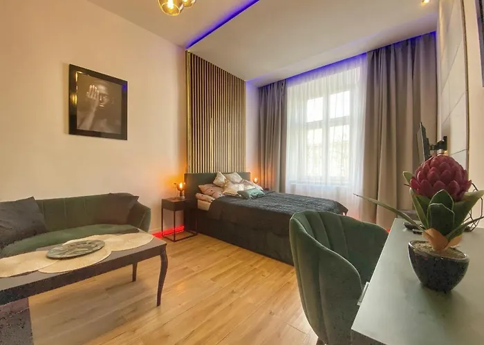 Czarny Z Jacuzzi Apartman Krakkó