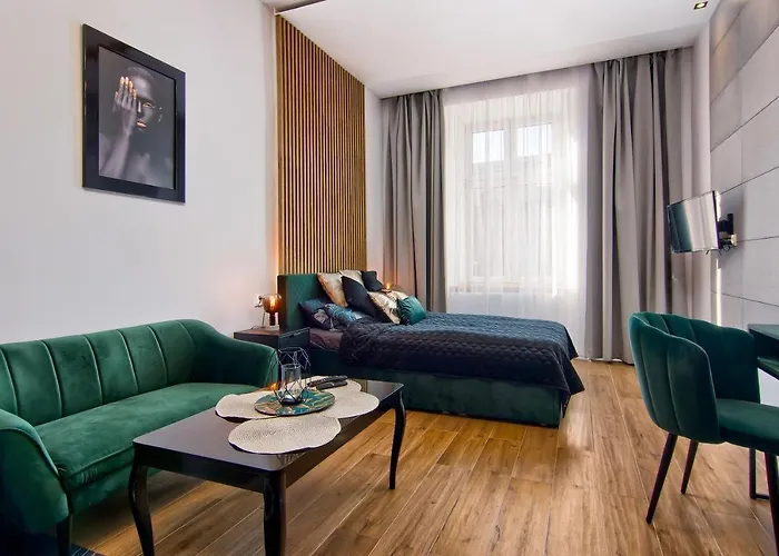 Czarny Z Jacuzzi كراكوفيا