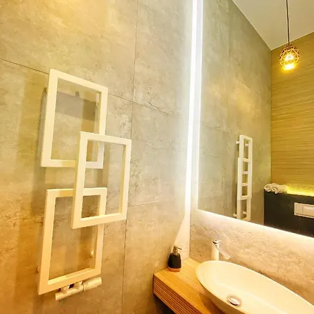 Czarny Z Jacuzzi * Kraków